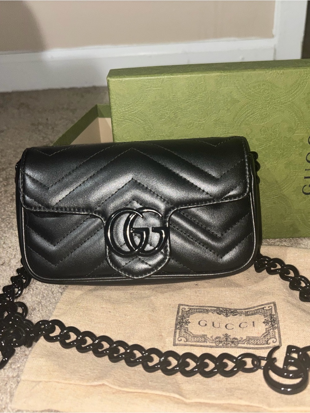 Calfskin Matelasse Monochrome GG Marmont Chain Belt Bag Black